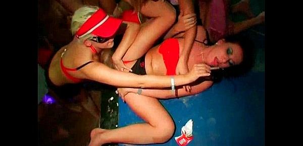  Mega sex dance party with sexy babes in club